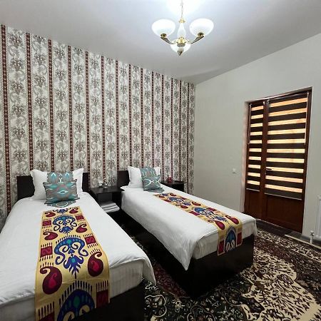 Old Safari Golden Location Guest House Bukhara Eksteriør bilde