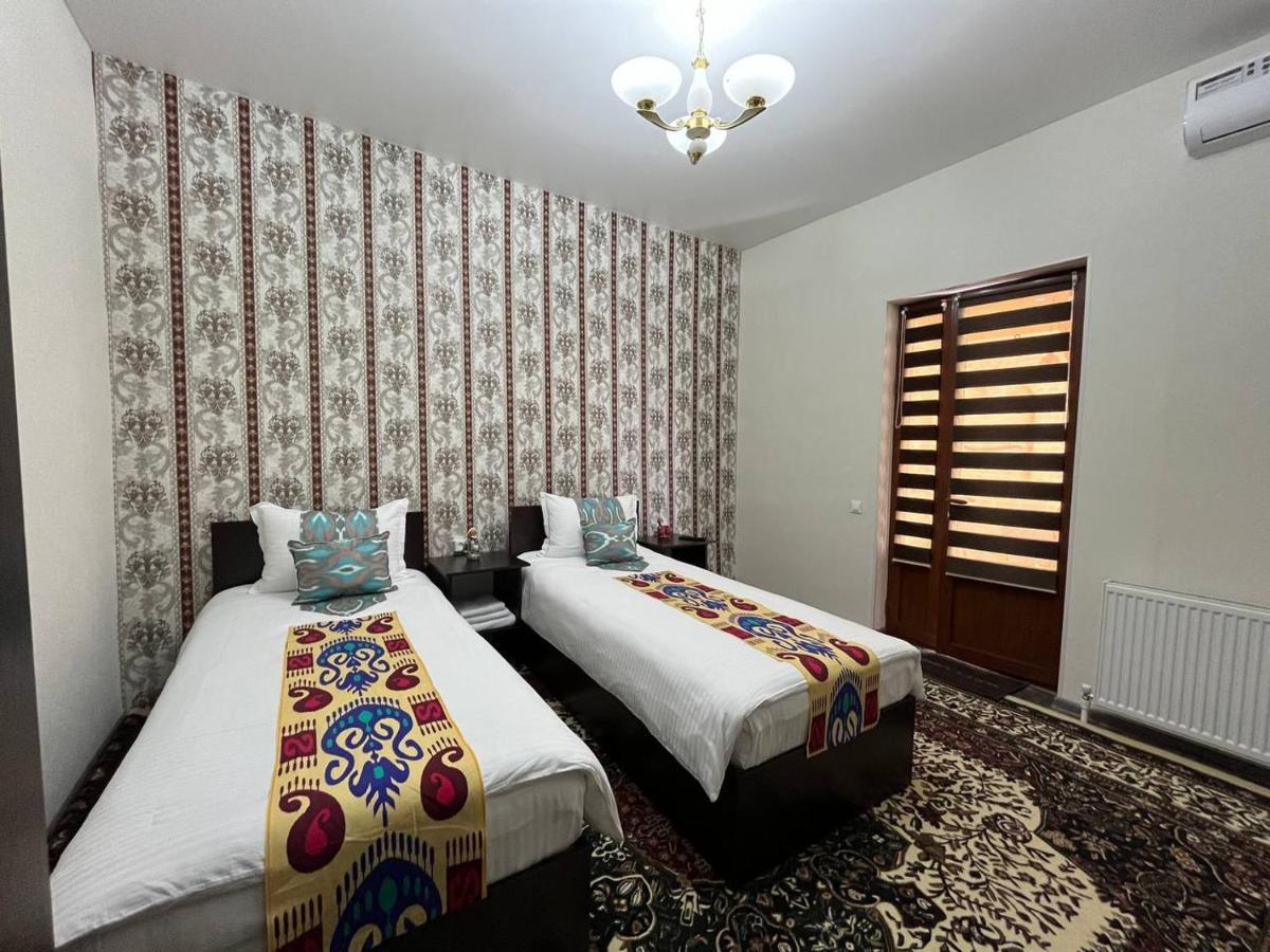 Old Safari Golden Location Guest House Bukhara Eksteriør bilde
